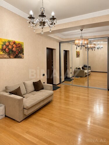 Satılır 4 otaqlı yeni tikili 190 m², 28 May m., photo 11 from 12
