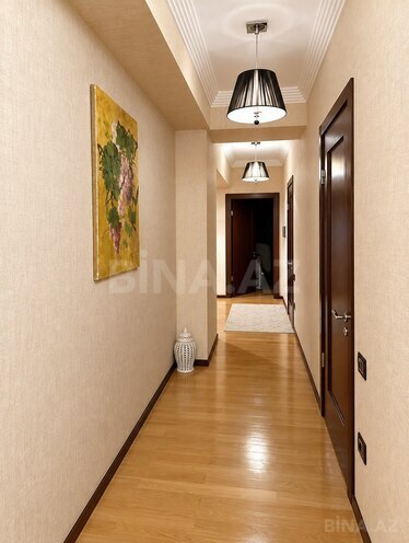 Satılır 4 otaqlı yeni tikili 190 m², 28 May m., photo 4 from 12