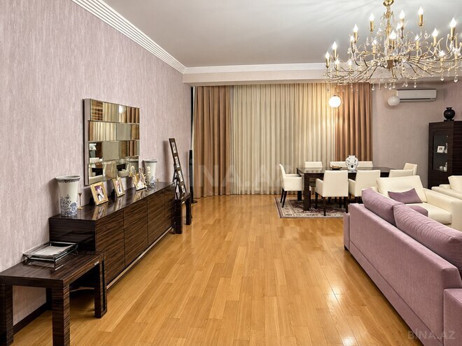 Satılır 4 otaqlı yeni tikili 190 m², 28 May m., photo 3 from 12