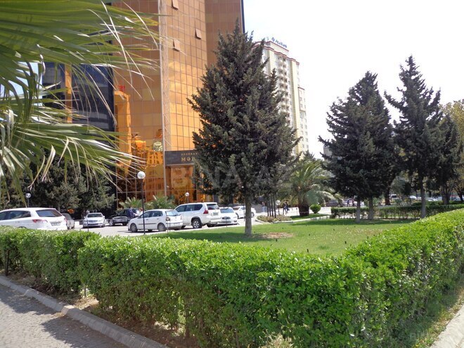 İcarəyə verilir 2 otaqlı köhnə tikili 65 m², 28 May m., photo 22 from 23