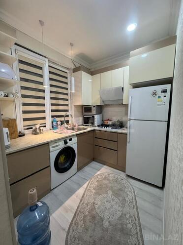 Продается 2-комн. вторичка 48 м², м. Гянджлик, photo 1 from 15