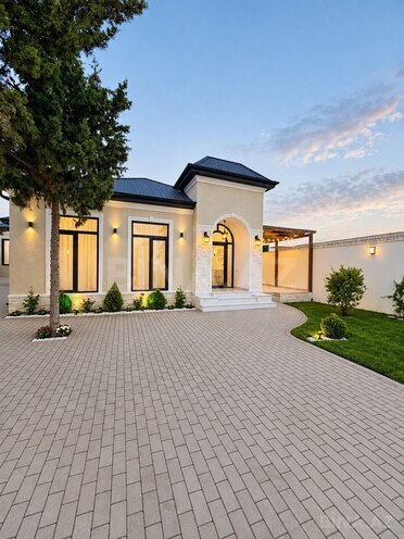 Satılır 4 otaqlı həyət evi/bağ evi 140 m², Şüvəlan q., photo 1 from 17