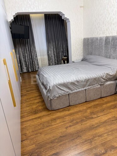 Продаётся 3-комн. вторичка 65 м², Хатаинский р., photo 5 from 17