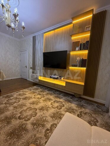 Продаётся 3-комн. вторичка 65 м², Хатаинский р., photo 3 from 17