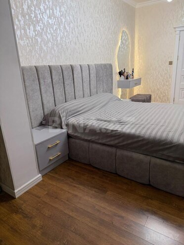 Продаётся 3-комн. вторичка 65 м², Хатаинский р., photo 6 from 17