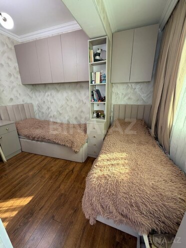 Продаётся 3-комн. вторичка 65 м², Хатаинский р., photo 13 from 17
