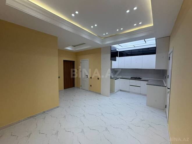 Продается 3-комн. новостройка 90 м², м. Нефтчиляр, photo 1 from 13