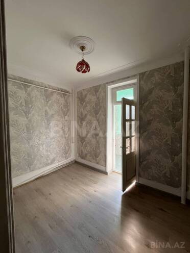 Satılır 2 otaqlı köhnə tikili 45 m², Qaraçuxur q., photo 6 from 9