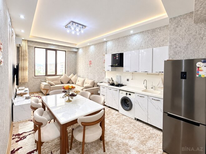 Продаётся 2-комн. новостройка 51 м², м. Кара Караев, photo 1 from 18