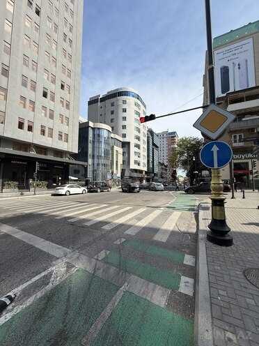 Продается 4-комн. новостройка 175 м², м. Низами, photo 22 from 23