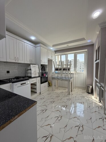Продается 2-комн. вторичка 65 м², м. Ази Асланов, photo 7 from 11