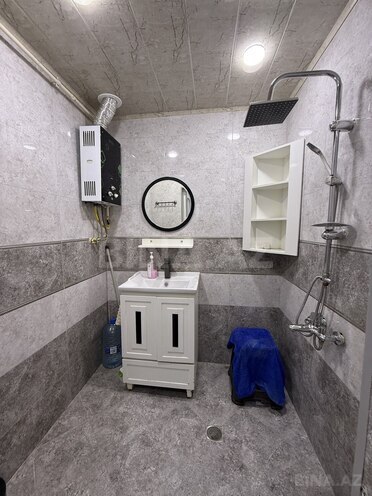 Продается 2-комн. вторичка 65 м², м. Ази Асланов, photo 8 from 11