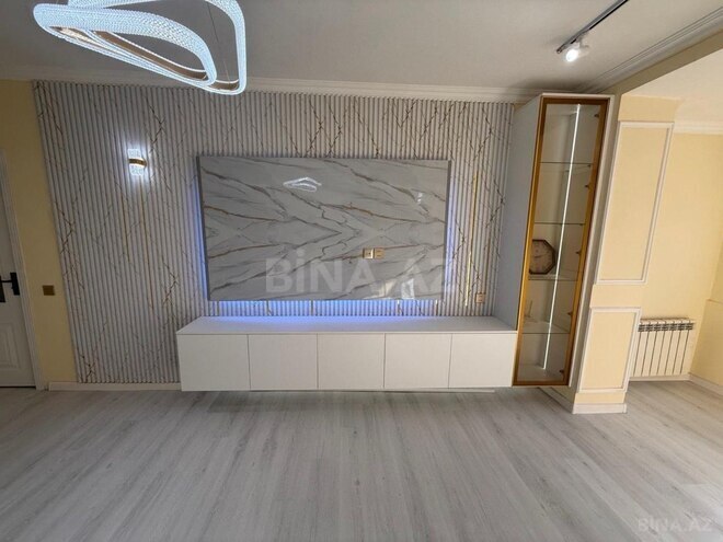 Продаётся 3-комн. вторичка 93 м², м. Ази Асланов, photo 13 from 14