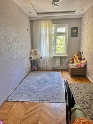 Продаётся 4-комн. вторичка 80 м², м. Нефтчиляр, photo 7 from 10