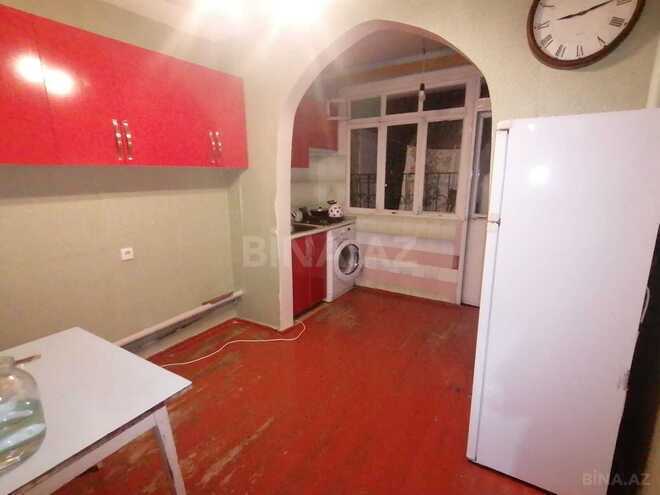 Satılır 2 otaqlı köhnə tikili 65 m², Xalqlar Dostluğu m., photo 11 from 17