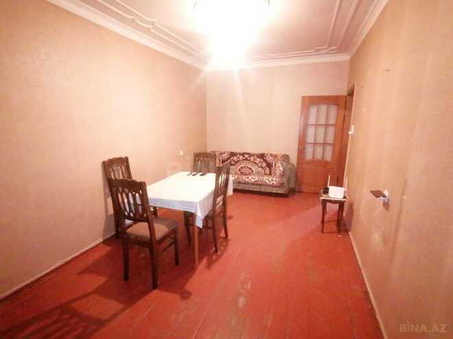 Satılır 2 otaqlı köhnə tikili 65 m², Xalqlar Dostluğu m., photo 3 from 17