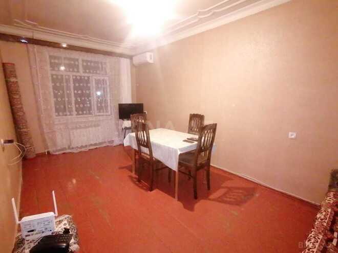 Satılır 2 otaqlı köhnə tikili 65 m², Xalqlar Dostluğu m., photo 1 from 17
