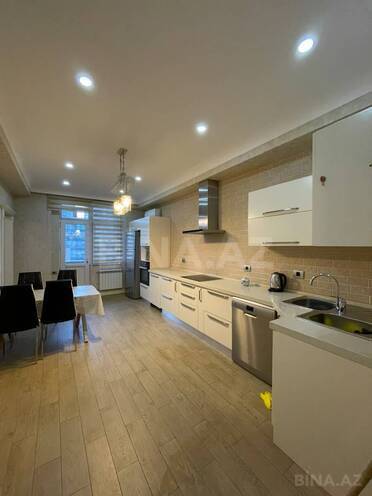 İcarəyə verilir 3 otaqlı yeni tikili 170 m², 28 May m., photo 5 from 14