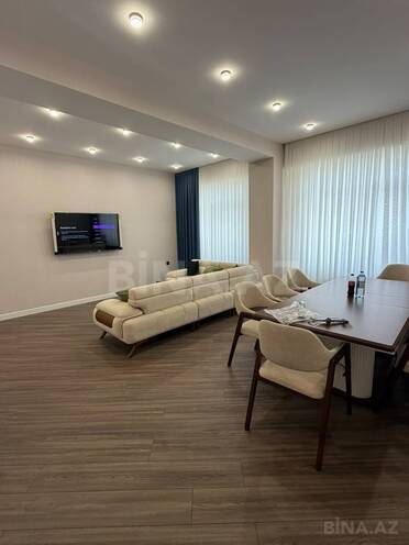 Сдаётся 3-комн. новостройка 160 м², Хатаинский р., photo 1 from 19