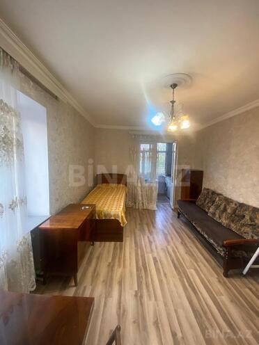 Продается 2-комн. вторичка 40 м², м. Ази Асланов, photo 3 from 11