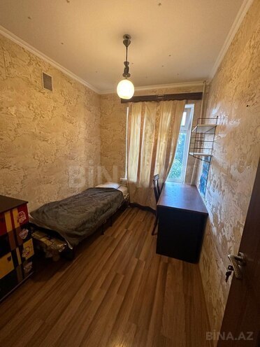 Продаётся 3-комн. вторичка 48 м², м. Ази Асланов, photo 4 from 14