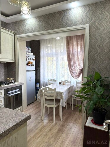 Продается 3-комн. вторичка 70 м², м. Гянджлик, photo 9 from 16