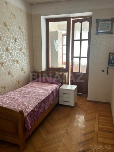 Satılır 4 otaqlı köhnə tikili 140 m², Nəsimi r., photo 6 from 9