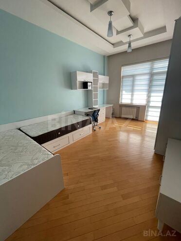 Продаётся 3-комн. новостройка 133 м², м. Низами, photo 14 from 20
