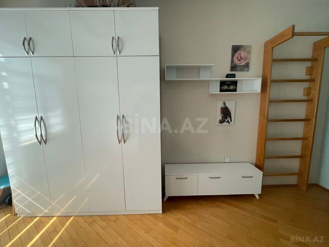 Продаётся 3-комн. новостройка 133 м², м. Низами, photo 12 from 20