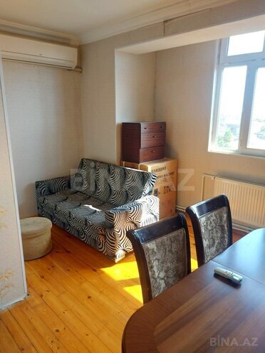Продаётся 2-комн. вторичка 62 м², Хатаинский р., photo 3 from 15
