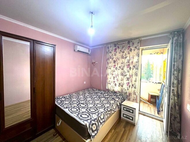 Продаётся 3-комн. вторичка 50 м², м. Ази Асланов, photo 7 from 15