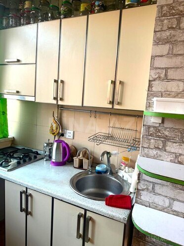 Продаётся 3-комн. вторичка 50 м², м. Ази Асланов, photo 11 from 15