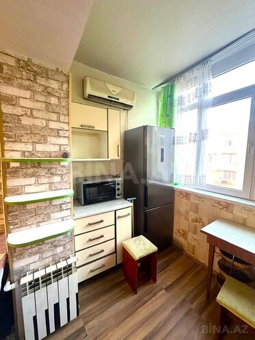 Продаётся 3-комн. вторичка 50 м², м. Ази Асланов, photo 10 from 15