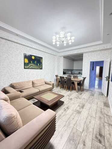 Продается 2-комн. новостройка 82 м², м. Ахмедлы, photo 4 from 19