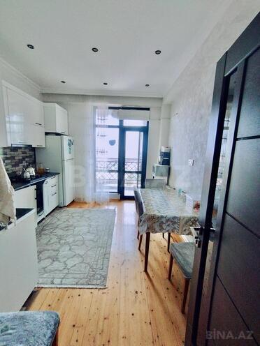 Продаётся 3-комн. новостройка 110 м², м. Кара Караев, photo 9 from 14