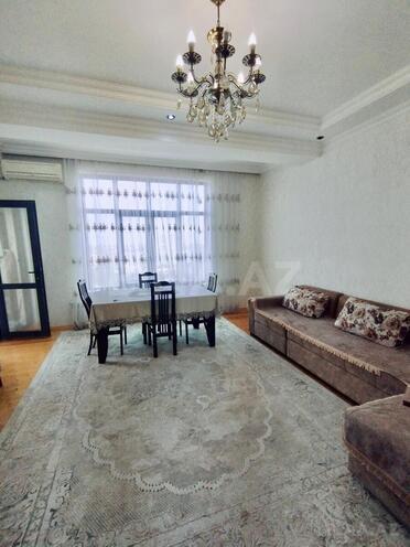 Продаётся 3-комн. новостройка 110 м², м. Кара Караев, photo 1 from 14