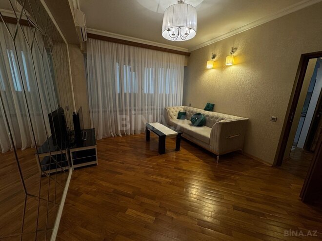 İcarəyə verilir 2 otaqlı köhnə tikili 75 m², Bayıl q., photo 3 from 11