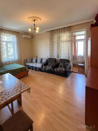 Satılır 1 otaqlı köhnə tikili 40 m², Qara Qarayev m., photo 3 from 13