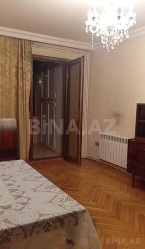 Satılır 3 otaqlı köhnə tikili 70 m², Nizami m., photo 3 from 9