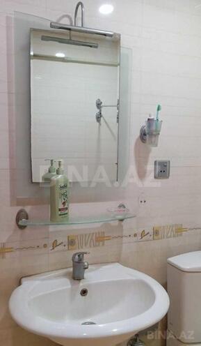 Satılır 3 otaqlı köhnə tikili 70 m², Nizami m., photo 6 from 9