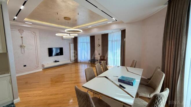 İcarəyə verilir 3 otaqlı yeni tikili 130 m², 28 May m., photo 3 from 19