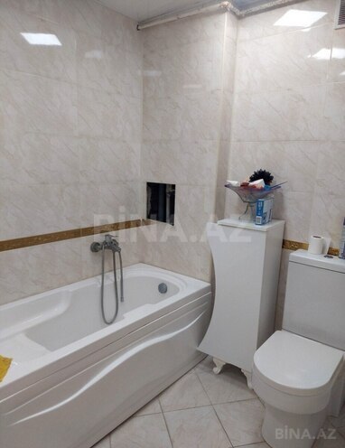 Продается 2-комн. вторичка 63 м², м. Низами, photo 11 from 12