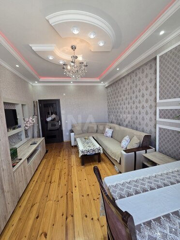 Сдается 2-комн. новостройка 55 м², м. Ази Асланов, photo 1 from 8