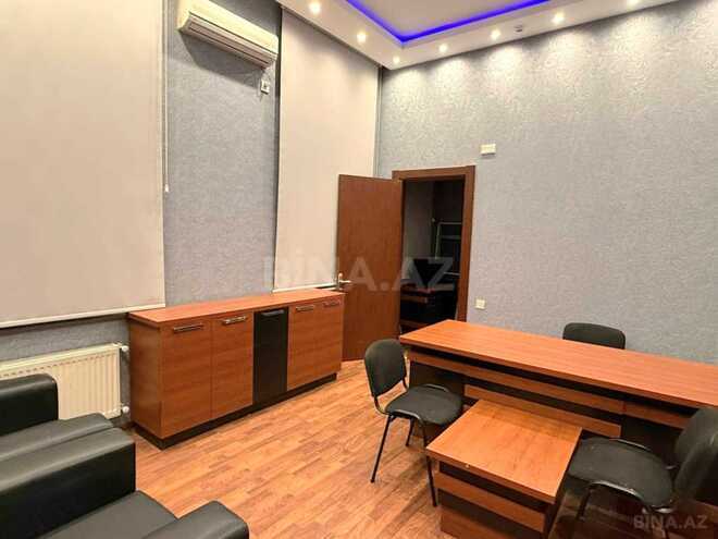 Сдаётся 8-комн. офис 200 м², пос. 9-й мкр, photo 1 from 27