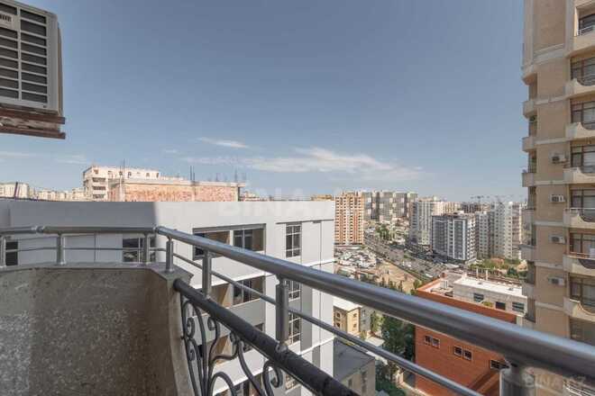 İcarəyə verilir 3 otaqlı yeni tikili 135 m², İnşaatçılar m., photo 3 from 19