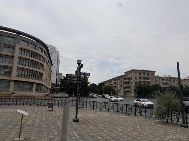 İcarəyə verilir 2 otaqlı köhnə tikili 70 m², Yasamal r., photo 12 from 13
