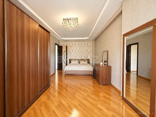 Продаётся 3-комн. новостройка 143 м², м. 8 ноября, photo 3 from 10