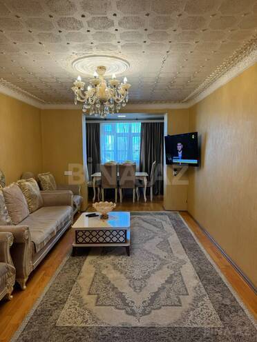 Продаётся 3-комн. вторичка 60 м², photo 1 from 19