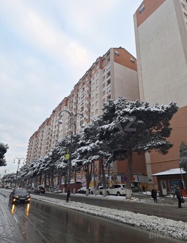 Продаётся 2-комн. новостройка 65 м², Абшеронcкий  р., photo 1 from 19