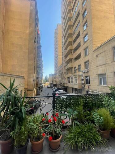 Сдается 4-комн. офис 98 м², м. Низами, photo 3 from 12